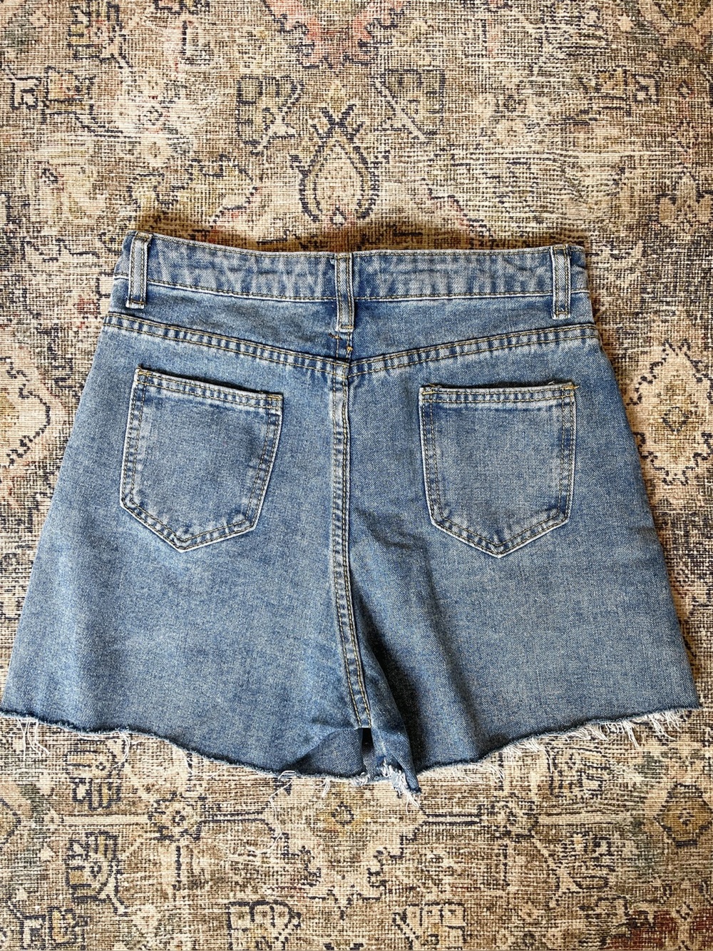 NWT 🏷️ Zemeta Distressed Denim Mini Skort in Blue - Picture 4 of 4